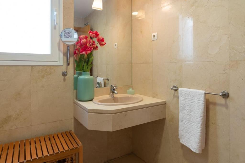 Vivienda Con Zona De Trabajo, Piscina Y Parking Apartment Madrid Luaran gambar