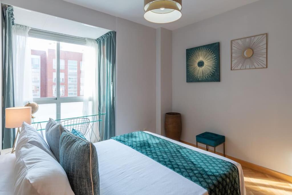 Vivienda Con Zona De Trabajo, Piscina Y Parking Apartment Madrid Luaran gambar
