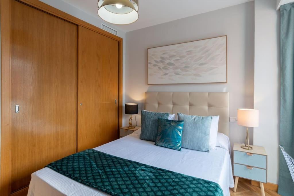 Vivienda Con Zona De Trabajo, Piscina Y Parking Apartment Madrid Luaran gambar