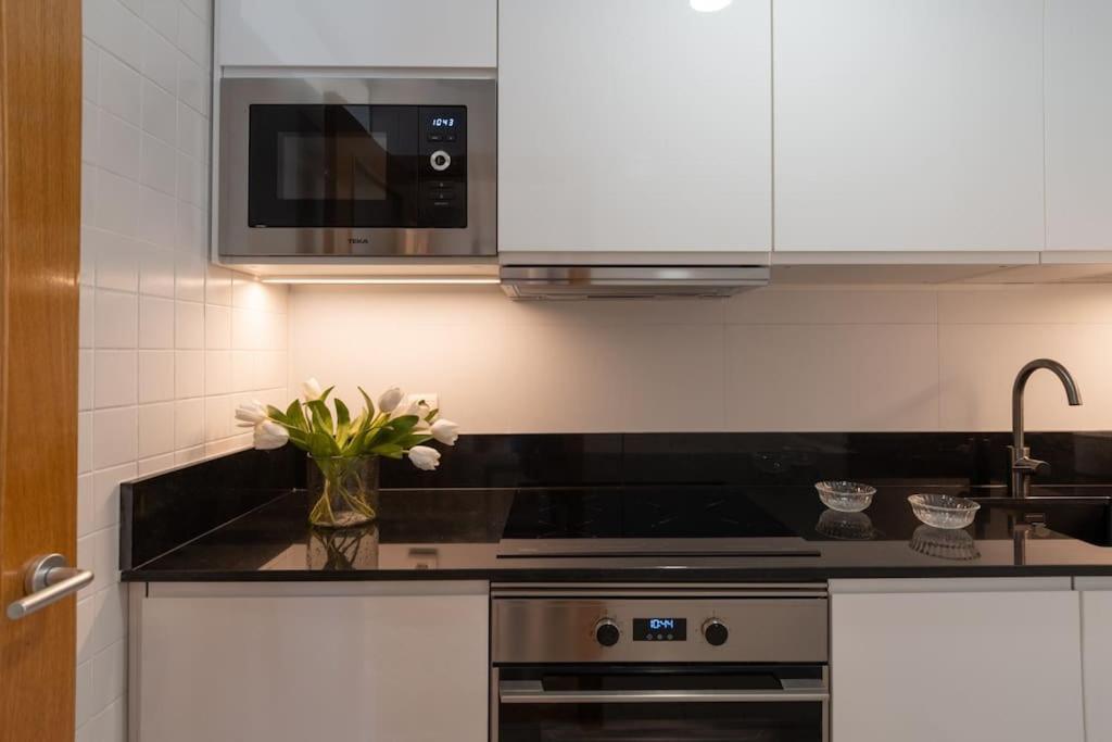 Vivienda Con Zona De Trabajo, Piscina Y Parking Apartment Madrid Luaran gambar